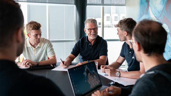 Project Management of Complete Greenhouse Projects